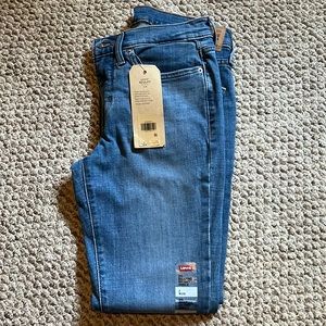 NWT Levi’s 311 Shaping Skinny Ankle 26 2
